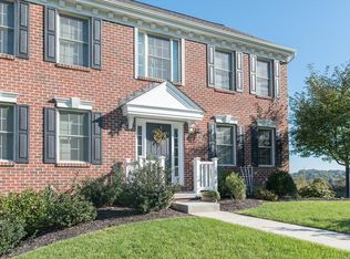 1179 Snee Dr, Bethel Park, PA 15102