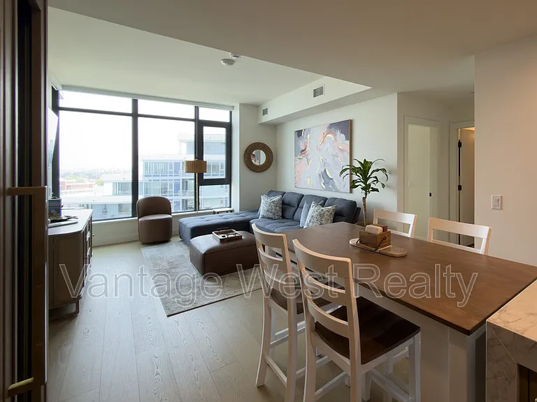 3800 Capozzi Rd #806 — Photo 24