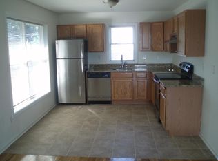 15 Washington St APT 10, Milford, CT 06460