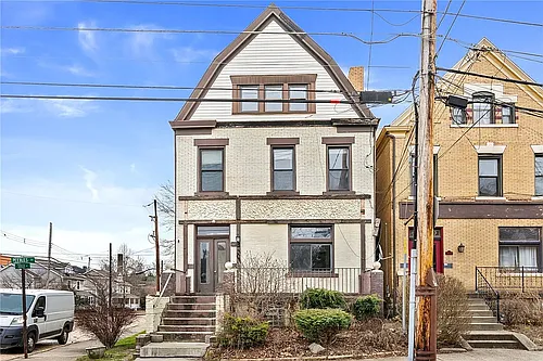 303 Peebles St Photo 1