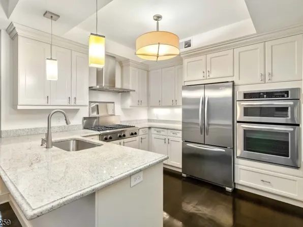 40 W Park Place #302, Morristown Town, NJ 07960