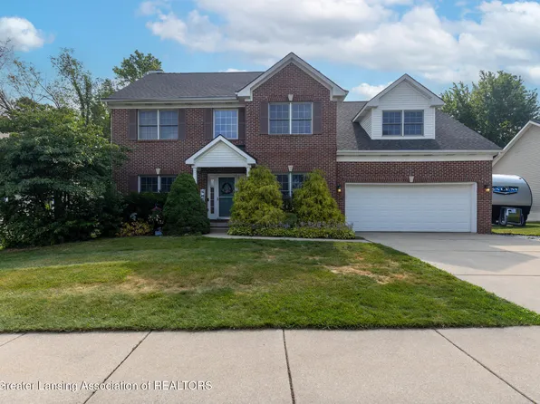 2212 Beechnut Trl, Holt, MI 48842