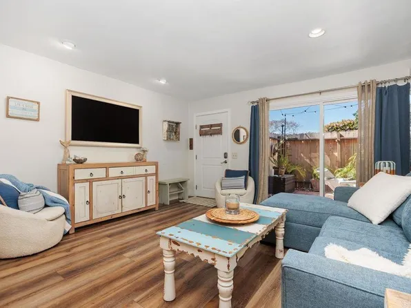 405 Requeza St APT H9, Encinitas, CA 92024