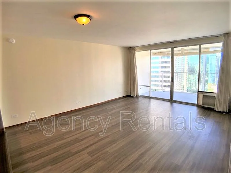 2 bed, 2.0 bath, 1068 sqft, $3,950 — Photo 2