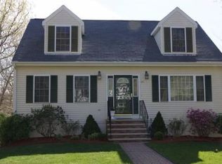 24 Schooner Dr, Dartmouth, MA 02748