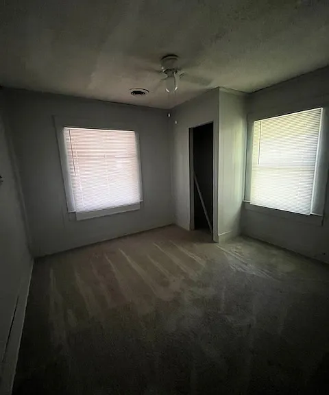 308 Columbia St — Photo 5