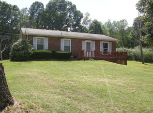 215 Pres Jackson Rd, Max Meadows, VA 24360