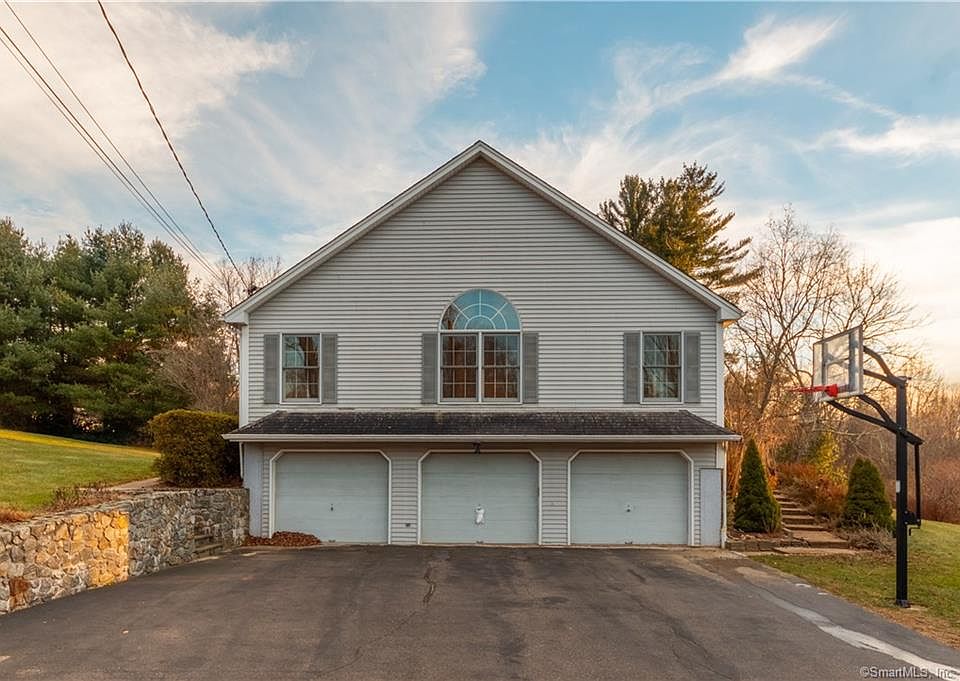 624 Watertown Rd, Middlebury, CT 06762 Zillow