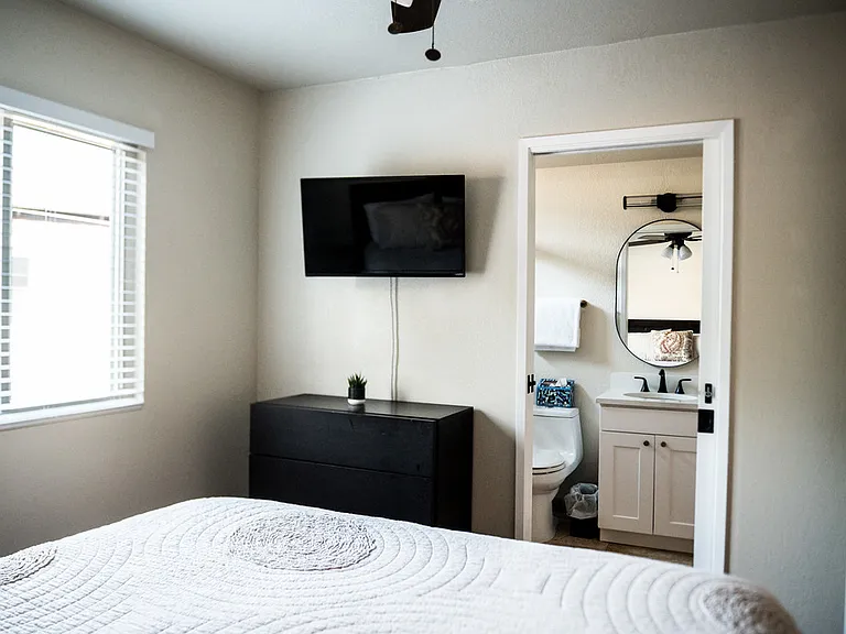 10756 Calle Juan — Photo 14