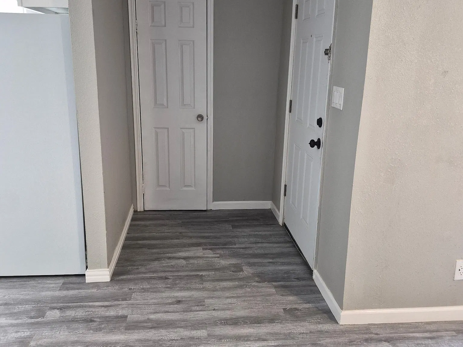 6756 Trail Lake Dr — Photo 2