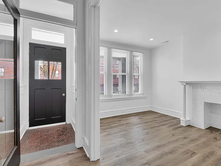 3219 Kennett Sq — Photo 4