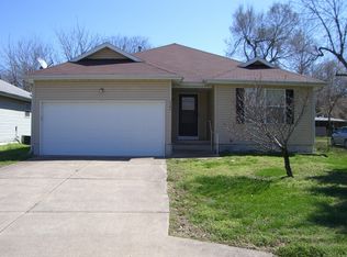 2504 N Rogers Ave, Springfield, MO 65803