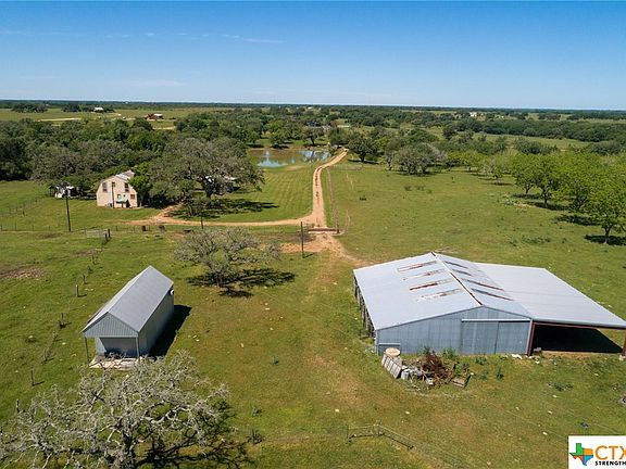 5th image of 1792 County Road 380
