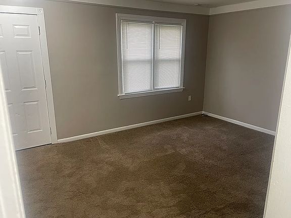 3rd image of 13421 Brainbridge Ave