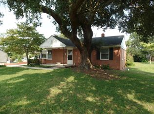 205 Florida Ave, Morehead City, NC 28557