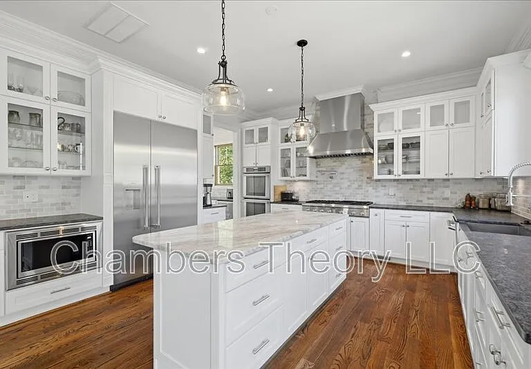 7010 Girard St — Photo 16