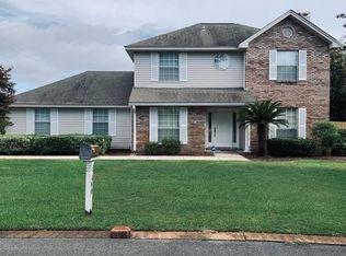 480 Spring Brook Ln, Mary Esther, FL 32569