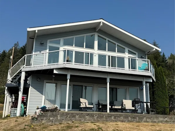 7360 E Grapeview Loop Road, Allyn, WA 98524