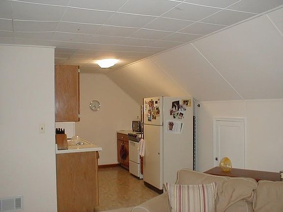 5th image of 2111 Abbott Ave
