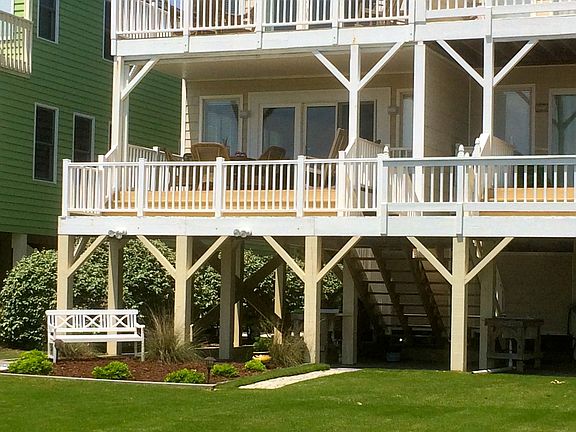 Bermuda grass backyard