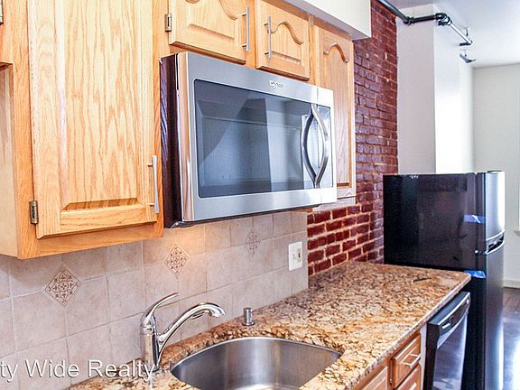 2nd image of 227 Market St Unit 1