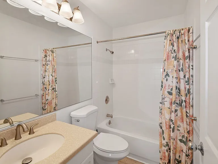 75-6081 Alii Dr #H202 — Photo 8