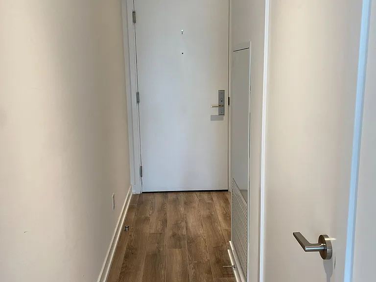 20 Edward St #2816 — Photo 5
