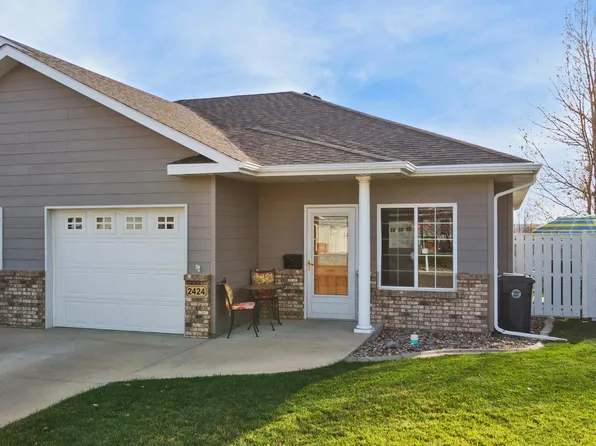 2424 Merlot Dr, Rapid City, SD 57701
