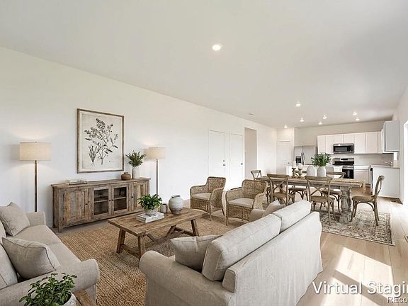2nd image of 45883 Mill Avenue