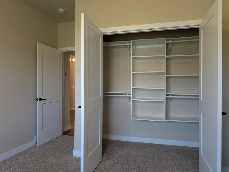 N8739 Connor Cir — Photo 51