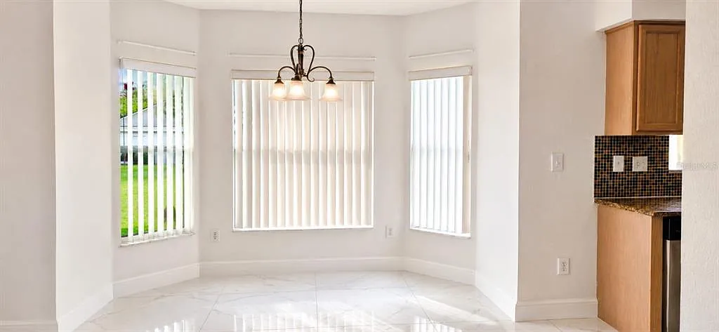 4 bed, 2.5 bath, 2154 sqft, $2,500 — Photo 4