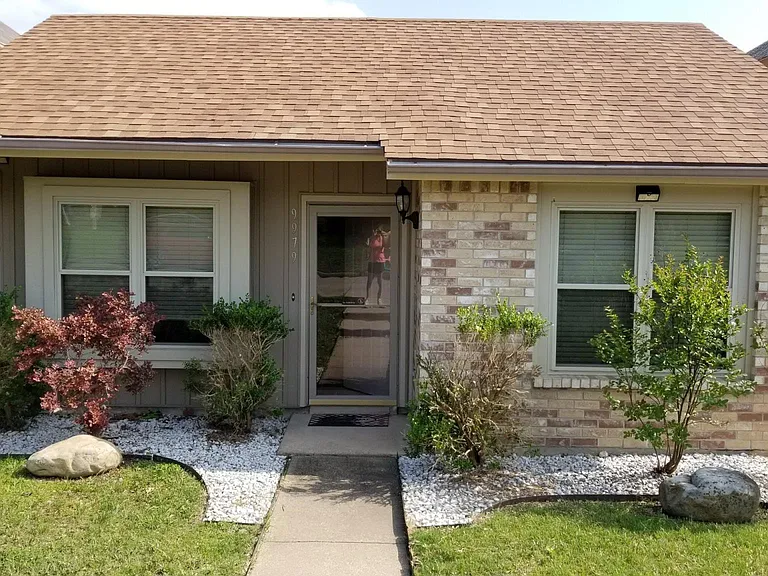 9979 Lone Eagle Dr — Photo 2