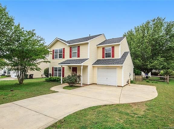 2nd image of 1824 Rosewell Dr