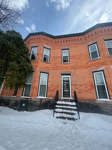 53 Glasgow St Photo 1