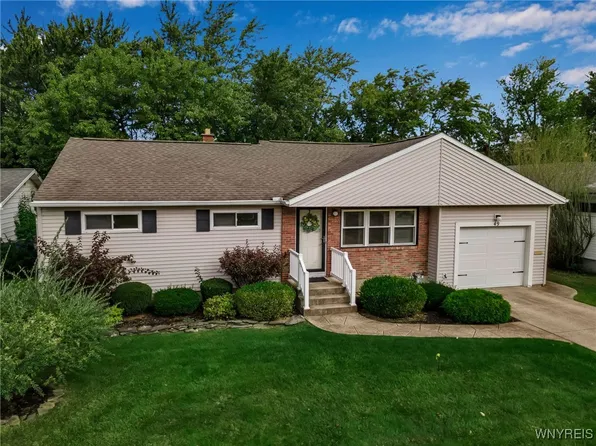 49 Windsor Ave, Amherst, NY 14226