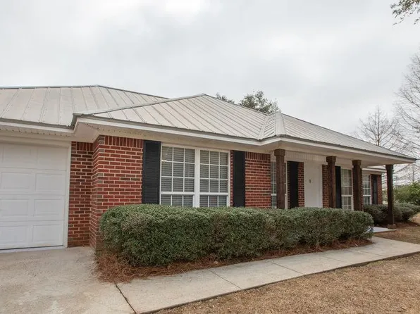1220 Springfield Dr, Foley, AL 36535