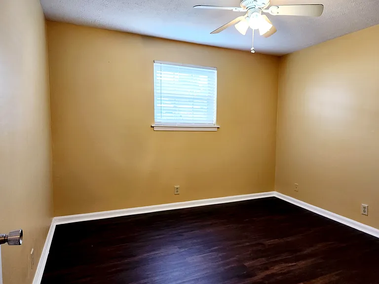9345 Taylorsville Rd #13 — Photo 4