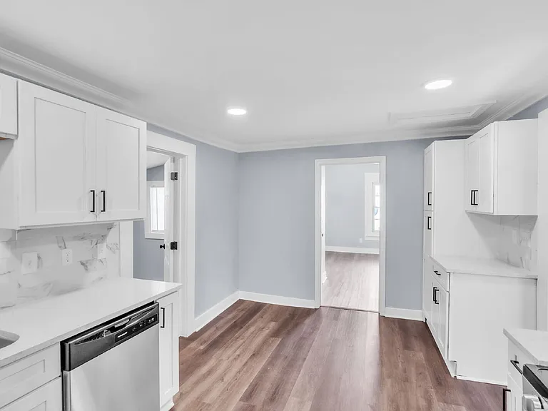 307 B St — Photo 10