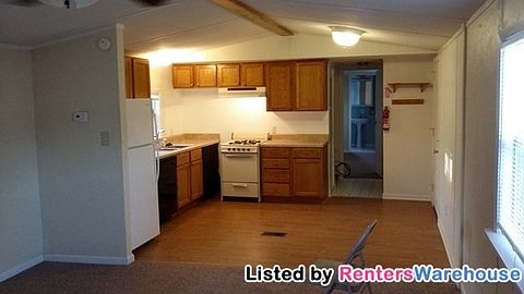 2nd image of 1005 Conway Dr