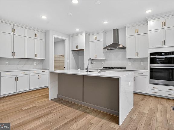 2nd image of 22745 Stratus Pl