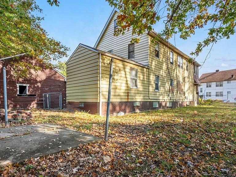 1554 Larchmont Rd #B — Photo 26