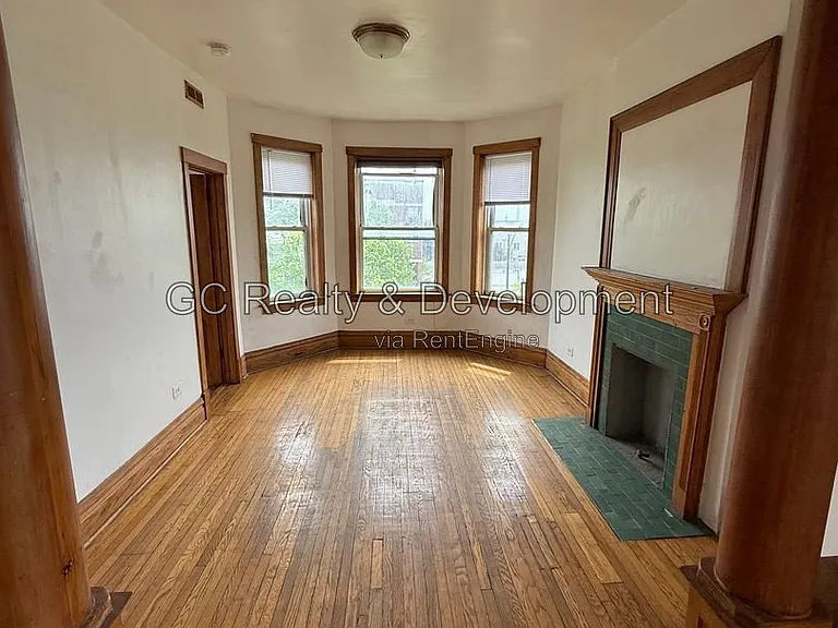 2550 W Washington Blvd #3W — Photo 4