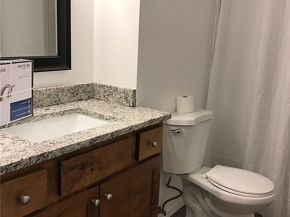 5th image of 952 SE Ely St