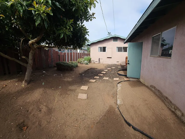 550 Piney Way — Photo 33