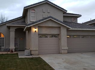 5627 W Avenue L1, Lancaster, CA 93536