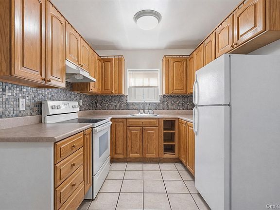 5th image of 1677 Unionport Road