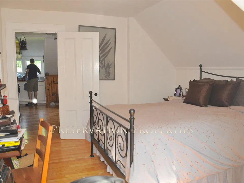 2010 3rd Floor - 5