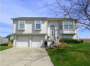 472 N Birch St, Gardner, KS 66030