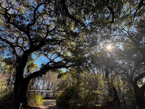 3969 River Rd, Johns Island, SC 29455