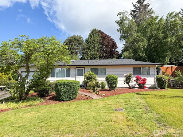 2434 SW 328th Street, Federal Way, WA 98023